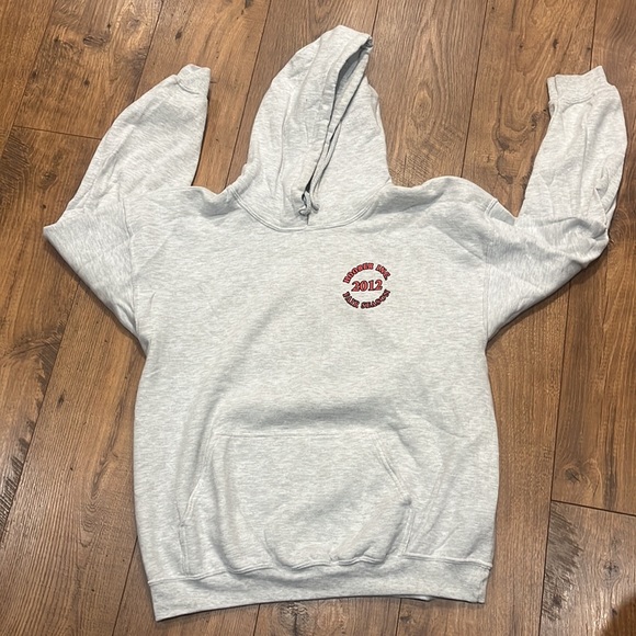 Brand new‼️ Hoodie - Picture 3 of 6